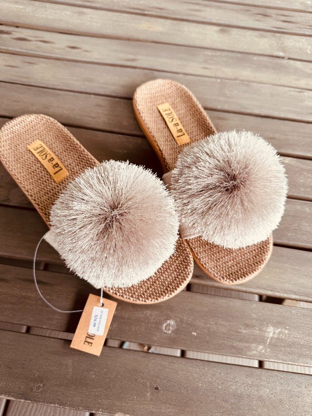 La-a SOLE Champagne Grey Pom Pom Slide Sandals NWT size 7-8
